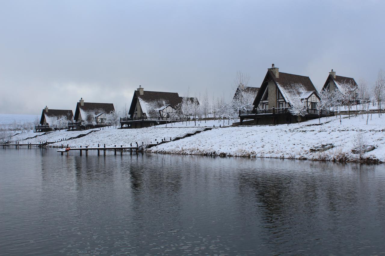 Sakit Gol - Silent Lake Hotel
